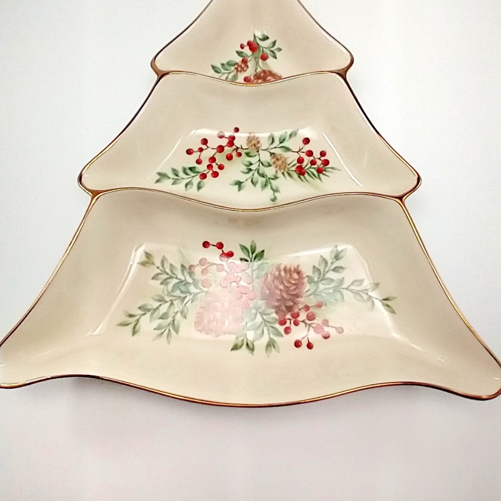 Lenox divided serving tray. Boxwood pine pattern. Great for Olives, pickles.